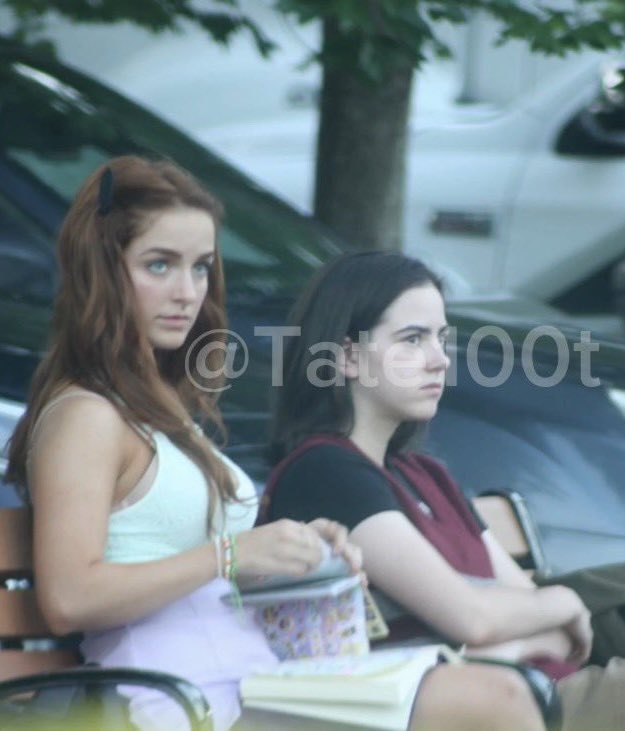 kendramerced's tweet photo. DAPHNE AND VELMA https://t.co/P3K4CD9HFO