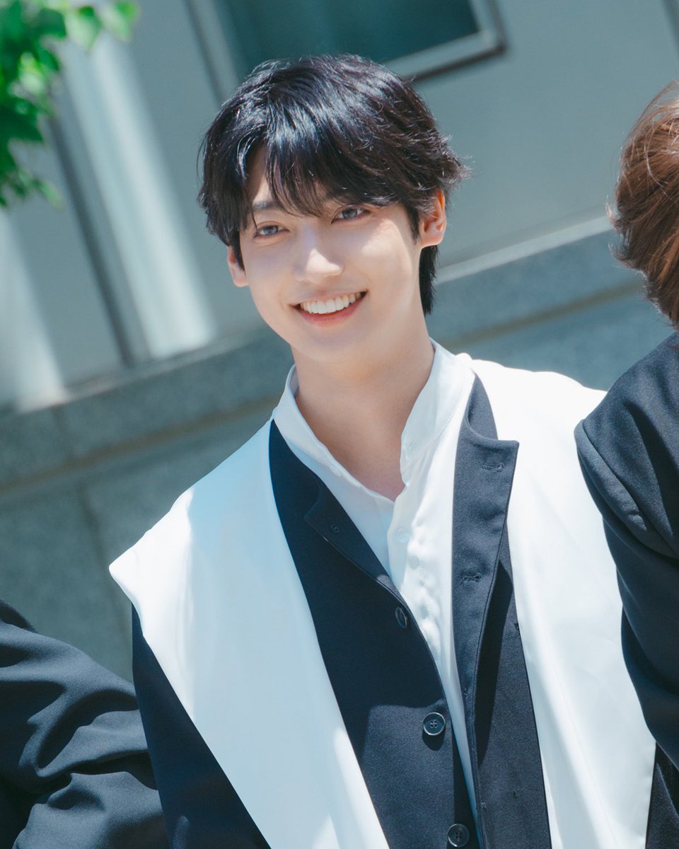 boyf_official's tweet photo. 베프들과 함께한 ‘쇼! 음악중심’ 미니팬미팅🫧

#베스트프렌드 #BESTFRIEND
#보이프렌드 #BOYFRIEND
#음악중심 #미니팬미팅 https://t.co/1DzihYX2sk
