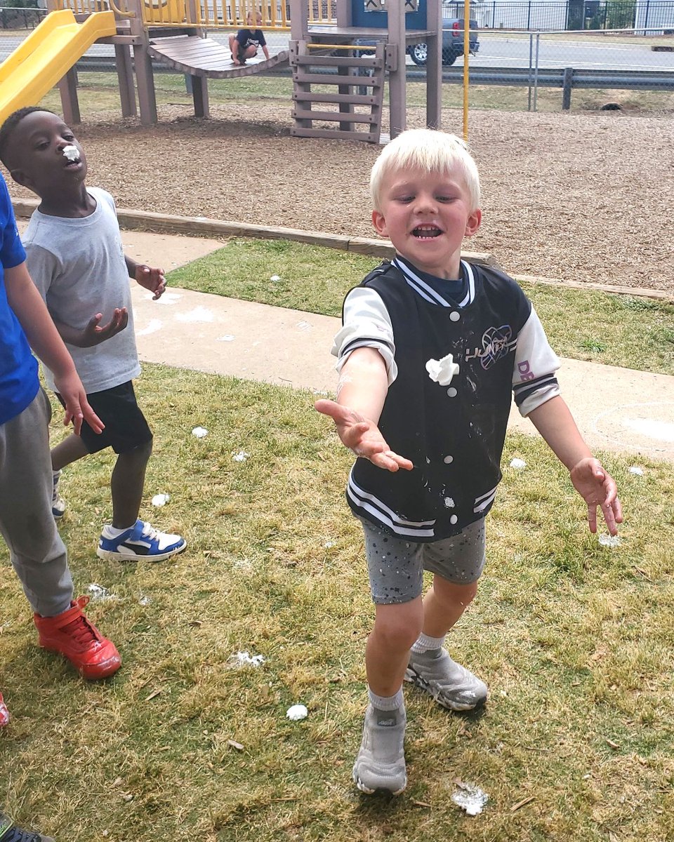 SunshineHouse's tweet photo. Whipped cream challenge! ✨ School Age students at The Sunshine House of Kennesaw, GA had a blast trying to flip whipped cream from the backs of their hands into their mouths! 😂🍦

Let’s just say this tasty challenge got a little messy! 🖐🏽💥 https://t.co/dEfI84w6SE