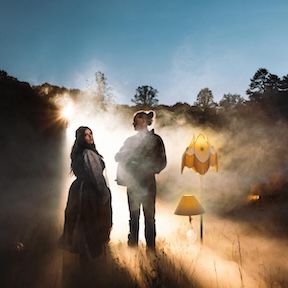 countryst's tweet photo. @thebandloula finds "Hometown In Heaven" https://t.co/HWNEgaMU29 https://t.co/YsWDlD3xDj