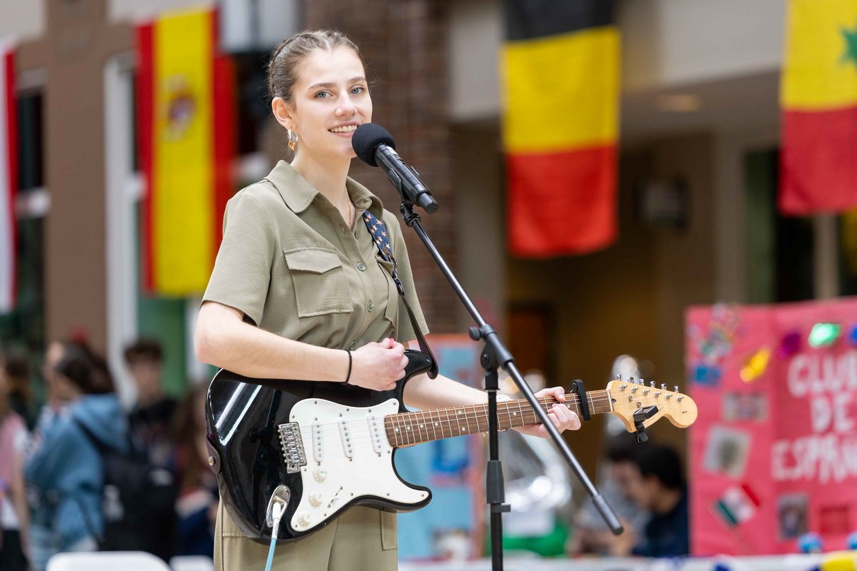 ElmhurstD205's tweet photo. Still looking back on some of the incredible moments that made this school year special! 

At @YorkD205's International Fest, students celebrated cultures from around the world through music, dance, food, performances and interactive displays!

#WeAreD205 https://t.co/O85cNtzy9u