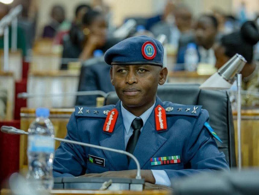 IMITAMENWA200PK's tweet photo. Maj Gen Bayingana Emmanuel, wari Umunyamabanga Uhoraho muri Minisiteri y'Ingabo, yagizwe Ambasaderi muri Israel, aho asimbuye kuri uwo mwanya James Gatera. https://t.co/glGMXxRtGf