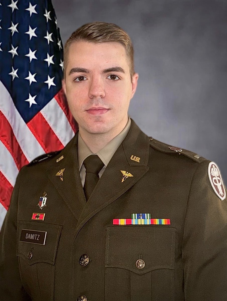 DoD_DHA's tweet photo. Medical Warrior Wednesday: U.S. Army 1st Lt. Braden Damitz earns the 2025 MHS Military Nursing Leadership Excellence Award in the junior category

https://t.co/mqmOH31Iut https://t.co/D7rgzqHSHl
