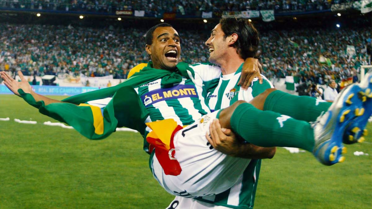 TercioDeCoro's tweet photo. Cuando fuimos Campeones de España en el Vicente Calderón.

11 de junio de 2005. https://t.co/RDzMMf3UJS
