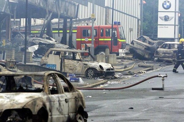 ronmurp's tweet photo. @DPJHodges Bradford 2001, London 2011, USA 2020 .... Muslim, the left, and Marxists BLM https://t.co/RecTs5pNeM