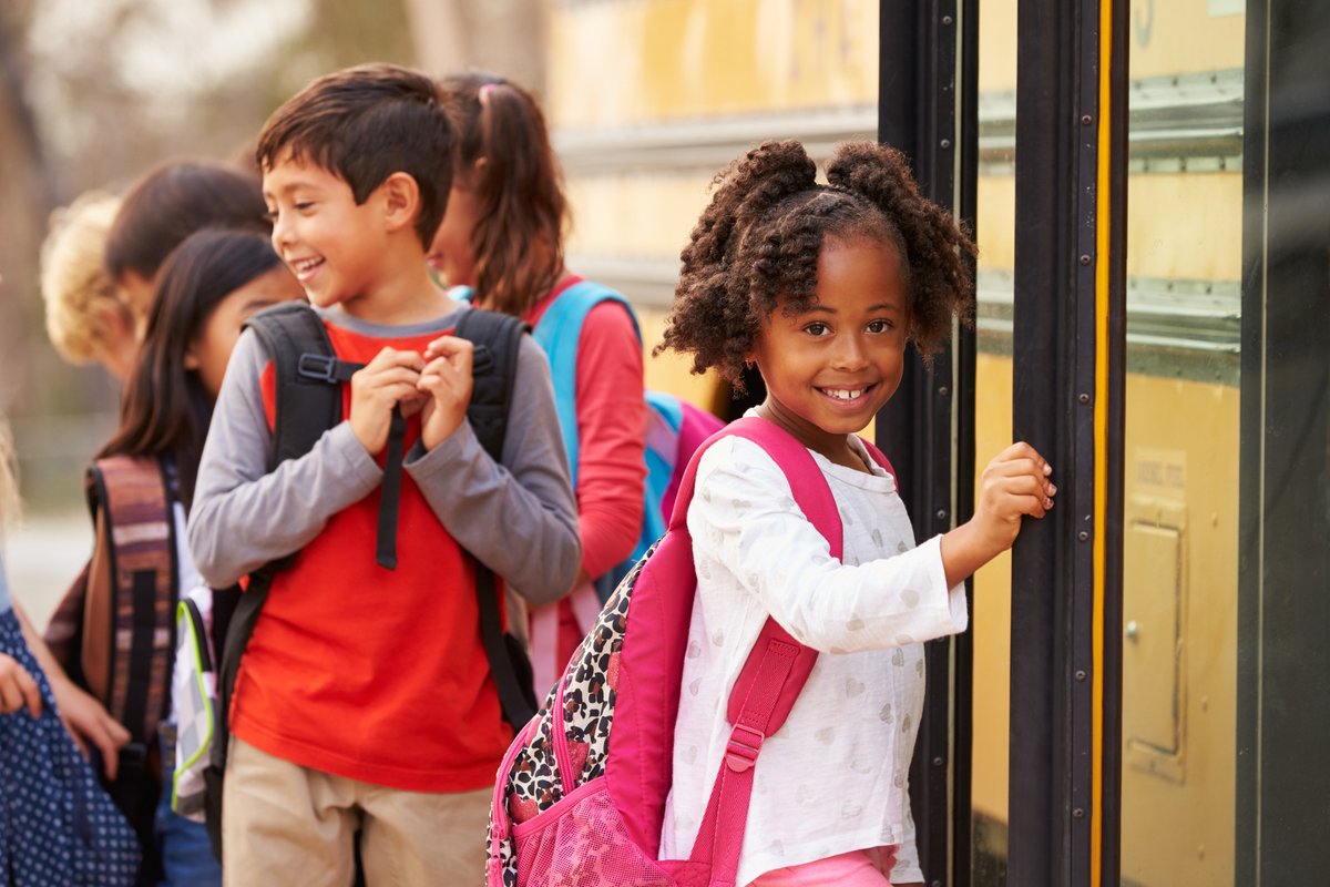 AllergicLiving's tweet photo. Grow food allergy parenting confidence with our Parenting &amp; School content. A new school year is the perfect time as you navigate 504’s &amp; social rights of passage, all while keeping family relationships steady. Food allergies can complicate. Browse. Learn: https://t.co/Ylpz6YvE34 https://t.co/BBdXZsD3zr
