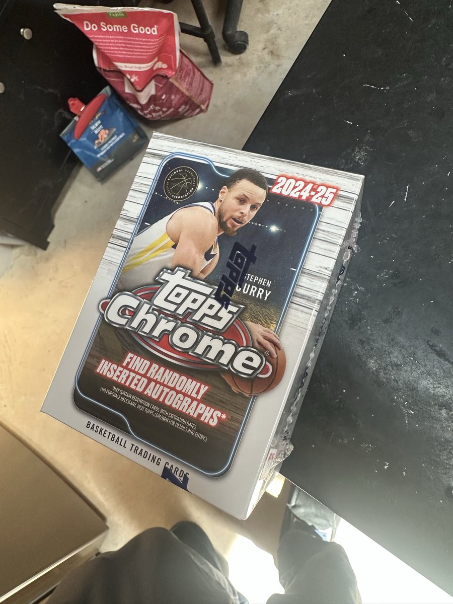 ColinSCole7's tweet photo. Came across this at Ace today. Was attempting to buy some mosaic NBA that was supposed to be in the back but she came out with this instead saying she found this stashed away and this is all they had. Asked if I wanted and the answer was yes immediately lol https://t.co/42UaA2MRM3