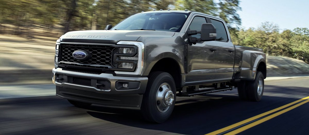 stevemarshford's tweet photo. Big power for big jobs.
From hauling equipment to towing your weekend toys, Super Duty delivers the kind of strength you can count on every single time.
#FordTrucks #WorkReady #F250Life https://t.co/cKeO6i7yZY