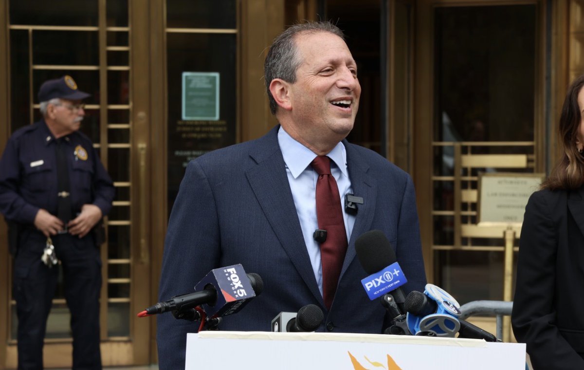 Brad Lander tweet media
