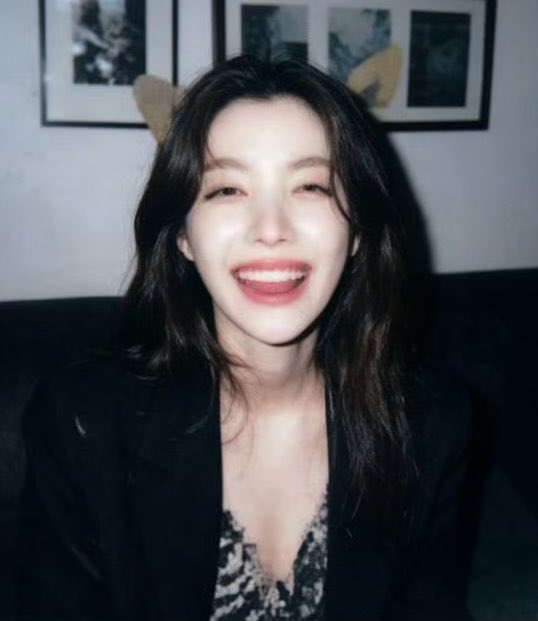 frootpops's tweet photo. i'm obsessed with these photos of orm omg she's so gorgeous https://t.co/JsThuMkAOS