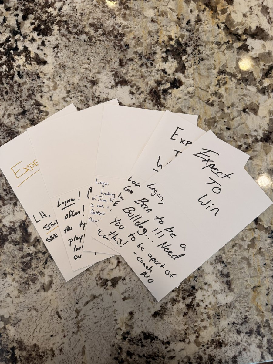 loganharvey_40's tweet photo. Thank you for all the love @BryantUFootball, I can’t wait to be up there on the 19 for an OV!

@CoachCPPearce @CoachSielawa @CMerrittMT @Coach_McKaig @CoachHatfield1 @PWCsportsVA @WillVapreps @carljfred @ChadSimmons_ https://t.co/ECbAaoHDdh