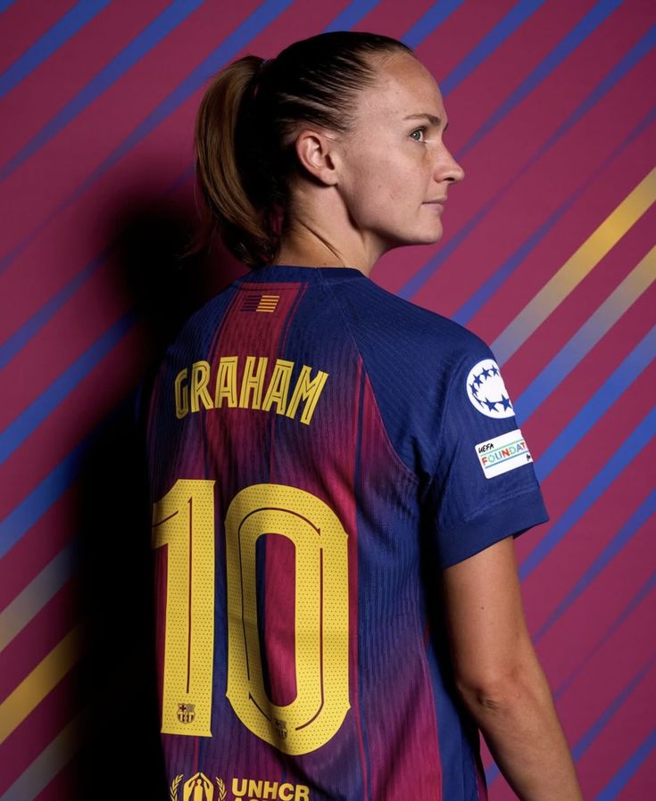 futfembarca's tweet photo. ❗Según @MariaTikas:

La renovación de Caroline Graham es la más avanzada. Desde el club transmiten tranquilidad absoluta. Tanto el Barça como la jugadora mantienen, a día de hoy, el mismo discurso. https://t.co/dLFqPNU7tG
