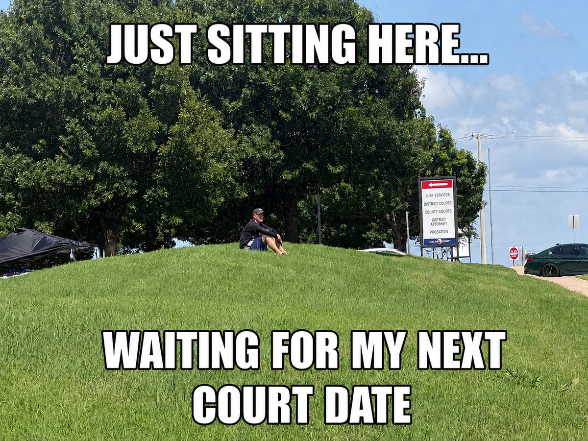 Rossco8716's tweet photo. Judge said “see you next month,” so I made myself comfortable. https://t.co/xbgiWLl48j