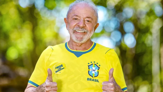 poptime's tweet photo. Eleitores consideram Lula mais PATRIOTA que Flavio Bolsonaro, segundo pesquisa da Genial/Quaest. https://t.co/Rzew4udd2a