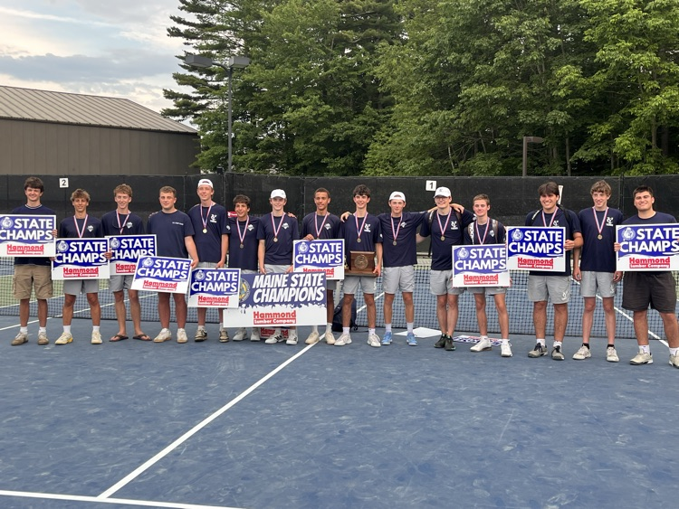 YHSClippers's tweet photo. Congratulations to the Class B state Champs AND Sportsmanship Award Winners!!!! https://t.co/CzhgPpP8kv