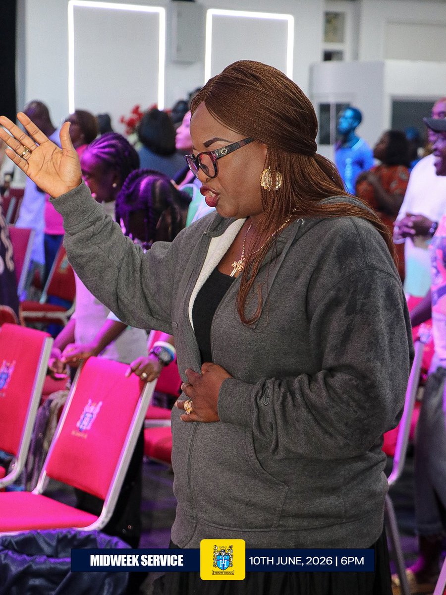 trinityhouseng's tweet photo. In worship, we laid aside every burden and fixed our eyes on the One who is worthy of all praise and adoration. 

#trinityhouse 
#zioncentre 
#believe 
#wednesdayservice 
#midweekservice https://t.co/FMcfJE3kMb