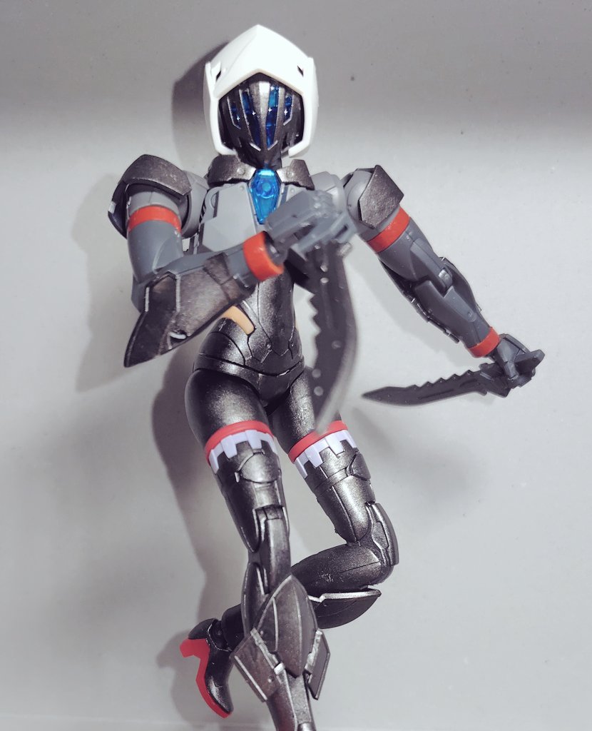 Yatori_Razen's tweet photo. 【ストームイコライザー】
ジョブ：アサシン(Class I)
エレメント：水
所属：傭兵集団「ストーム」

敵性勢力の指揮系統を破壊する致命の刃。

#30MF
#30MF冒険者名簿 https://t.co/AF3hi50kN5