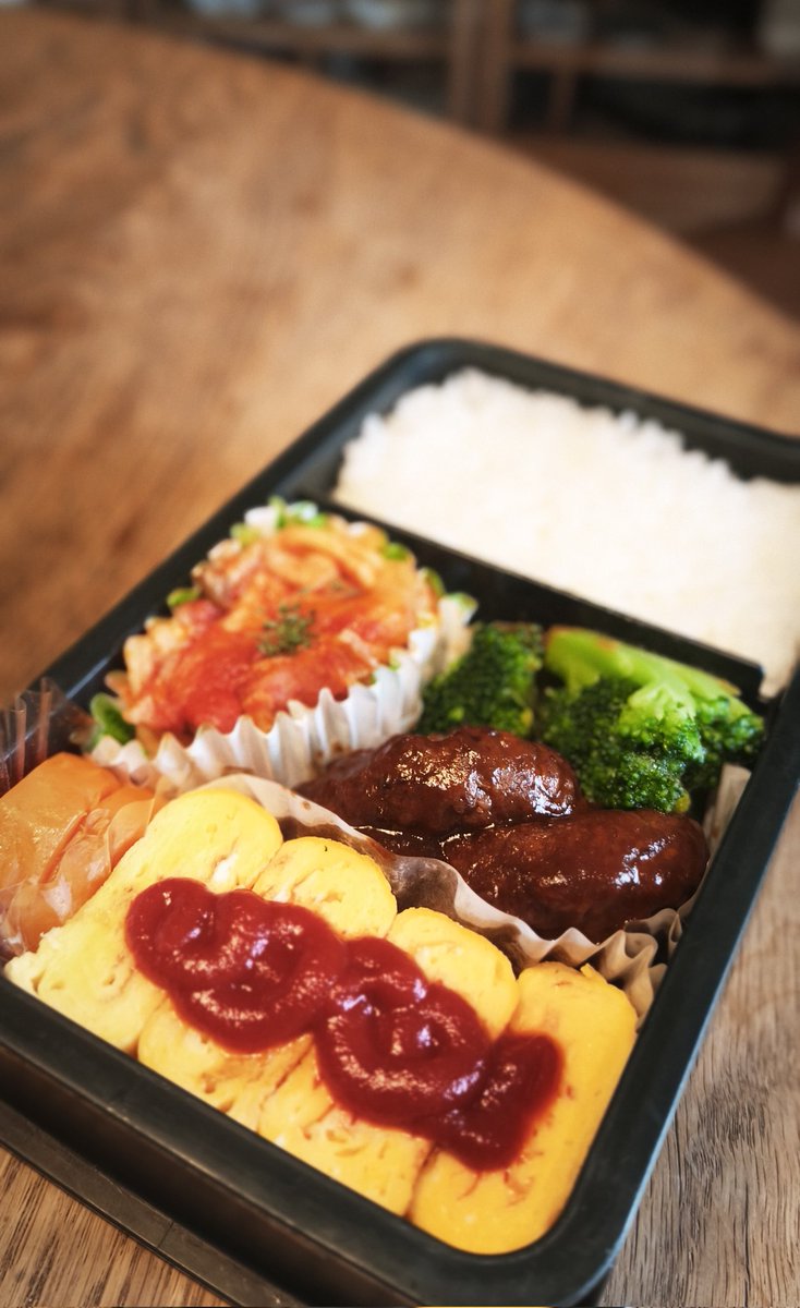 Kirschtollen's tweet photo. おはよー– ̗̀ ☺︎ ̖́- https://t.co/fXvpuasc3j