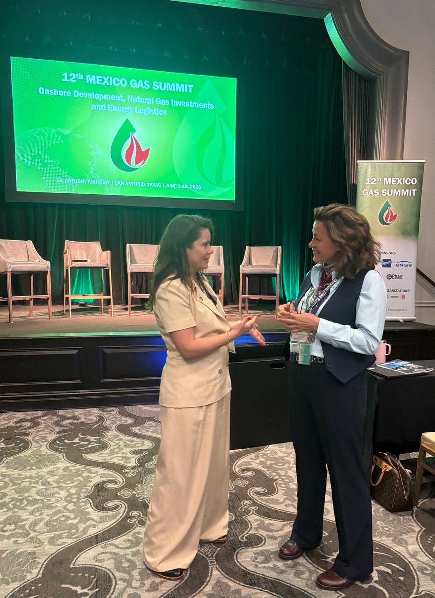 IMPetroleo's tweet photo. #IMP presente en el 12th Mexico Gas Summit 2026.

Nuestra Directora General, la Dra. @ElizabethMar_J asistió como invitada especial y el Dr. Heredia participó al compartir la visión y experiencia del Instituto. https://t.co/cc4loVwKK8