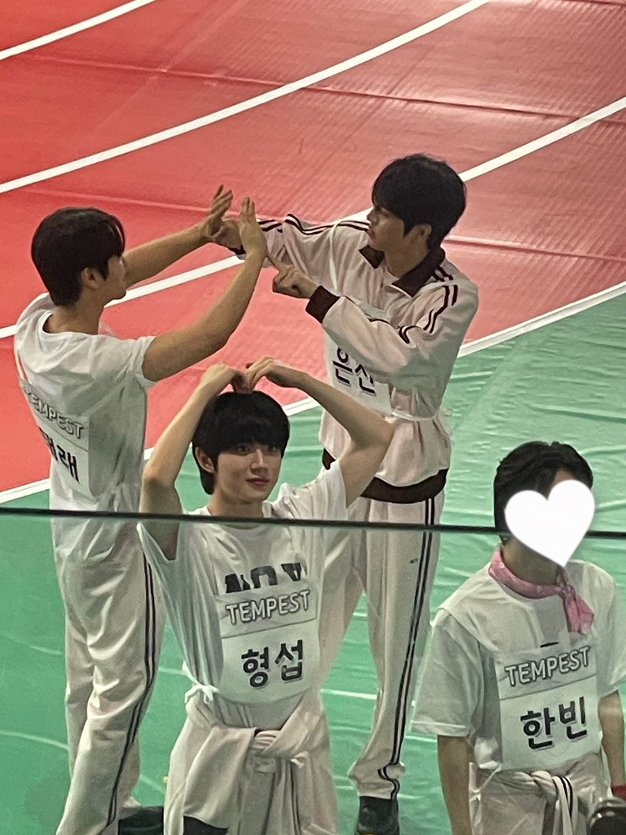 dddododo_TPST's tweet photo. 영원히 따로노는 내 개초딩 템페스트가 보고싶다고 https://t.co/s3qF8jtAXB