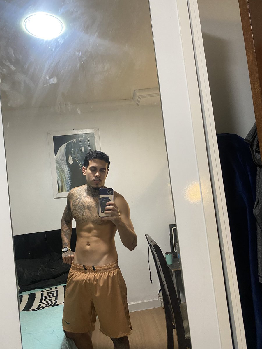 gabrielprivacy1's tweet photo. Imagina se sem querer posta isso no tiktok kkkkk bane na hora 🤣🤣

https://t.co/hpZBGu2EtN https://t.co/9K8IBQ2qVN