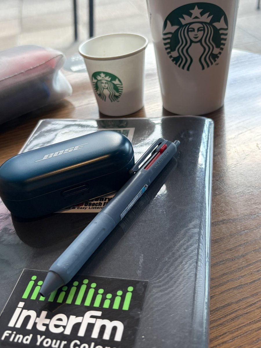 reonkun's tweet photo. 奥様を勤務先に送り届け、暫し会議まで  #guyperryman  拝聴しながら休憩☕️いつもより15分程、早く出てきただけなのに、東名も下道も空いてた…車社会の田舎の朝の10分とか違う。 https://t.co/jcRbxQ67Nu