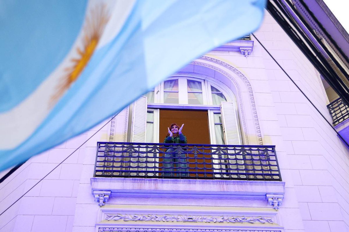 knazabal's tweet photo. ¡Libertad para Cristina! https://t.co/8UCGYeJNtY