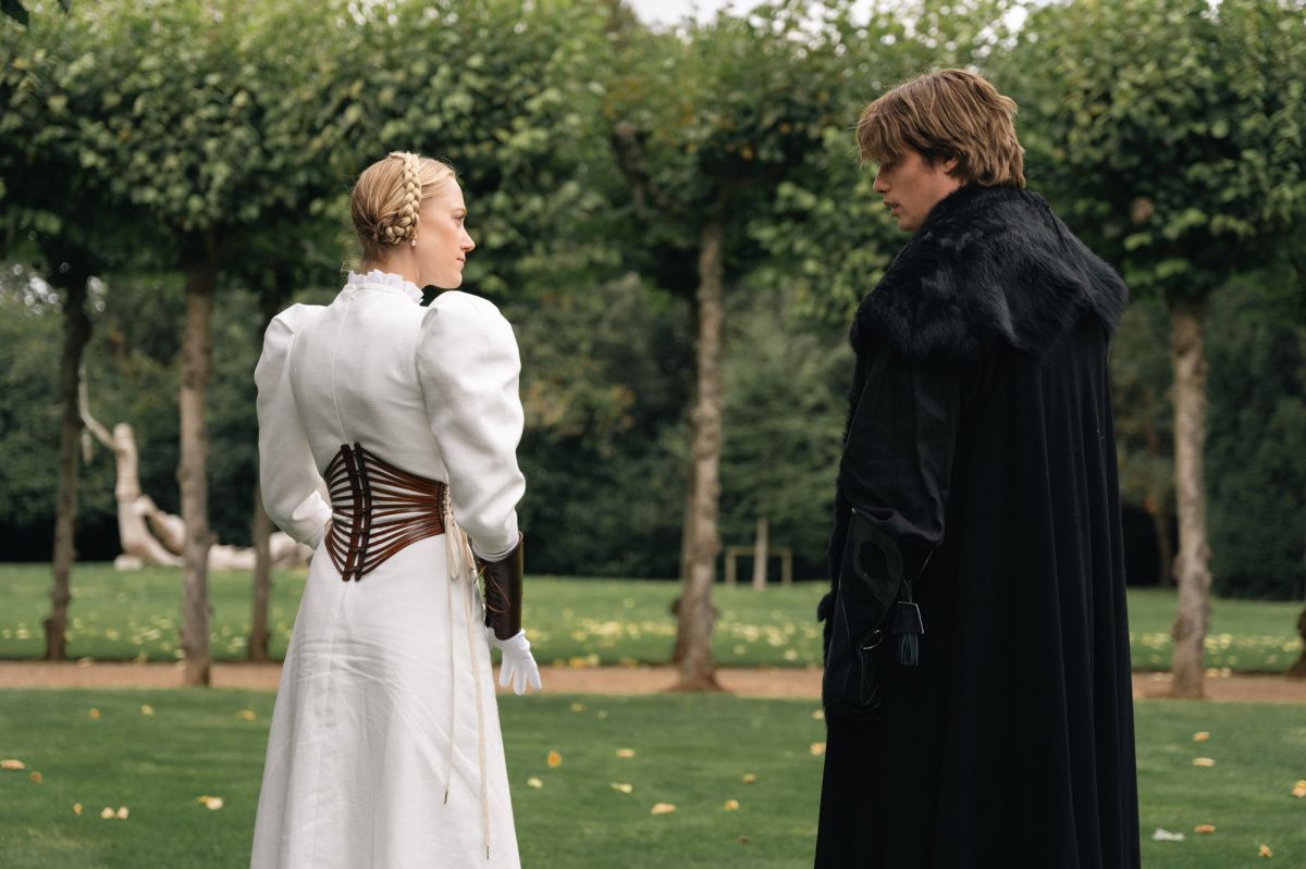rayoverdeblog's tweet photo. LAS CIEN NOCHES DEL DESEO
100 Nights of Hero

Dirigida por Julia Jackman
Con Emma Corrin, Nicholas Galitzine, Maika Monroe, Amir El-Masry, Charli xcx, Richard E. Grant, Felicity Jones, Safia Oakley-Green, Josh Cowdery, Markella Kavenagh
#cine #UnitedKingdom https://t.co/ytYei55IlM