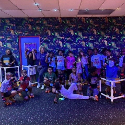 tampahaorg's tweet photo. Summer fun is in full swing at Oaks at Riverview Community Center!

The Summer Enrichment Prog. is off to a fantastic start as our youth enjoyed an exciting day of skating, laughter, and fellowship. 

#TampaHousingAuthority #THAStrong #SummerFun #YouthDevelopment #MakingMemories https://t.co/YEJQ5pnF2k
