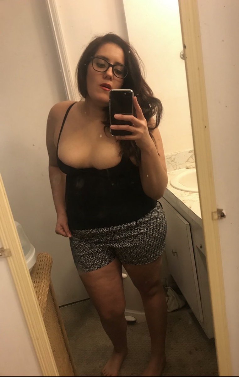 casey maria tweet media