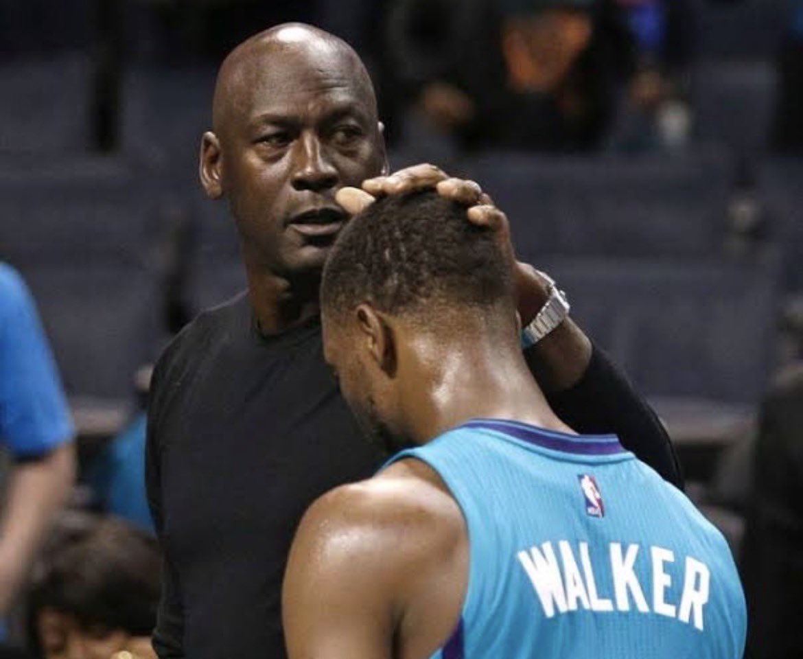 himmybutler_iv's tweet photo. @PolymarketHoops @basketballtalk @RTNBA Bron said max contract https://t.co/UuS6gOO4tF