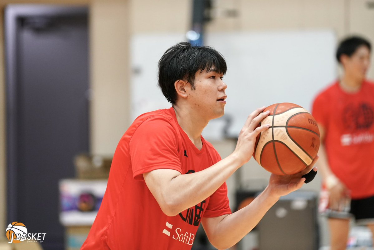 jbasket_jp's tweet photo. 【男子🇯🇵日本代表】第1次強化合宿 アジア競技大会選考 ・ ディベロップメントキャンプがスタート
⁡
日本代表が世界に向けてさらに本格的に動き出す。
アジア競技大会、そしてその先にある世界の舞台を見据えた強化が始まった。
⁡
代表経験を持つ選手、海外で挑戦を続ける選手、そして次世代を担う若手たちが集結。それぞれが成長し、日の丸を背負うための競争に挑む。

#AkatsukiJapan
#日本一丸