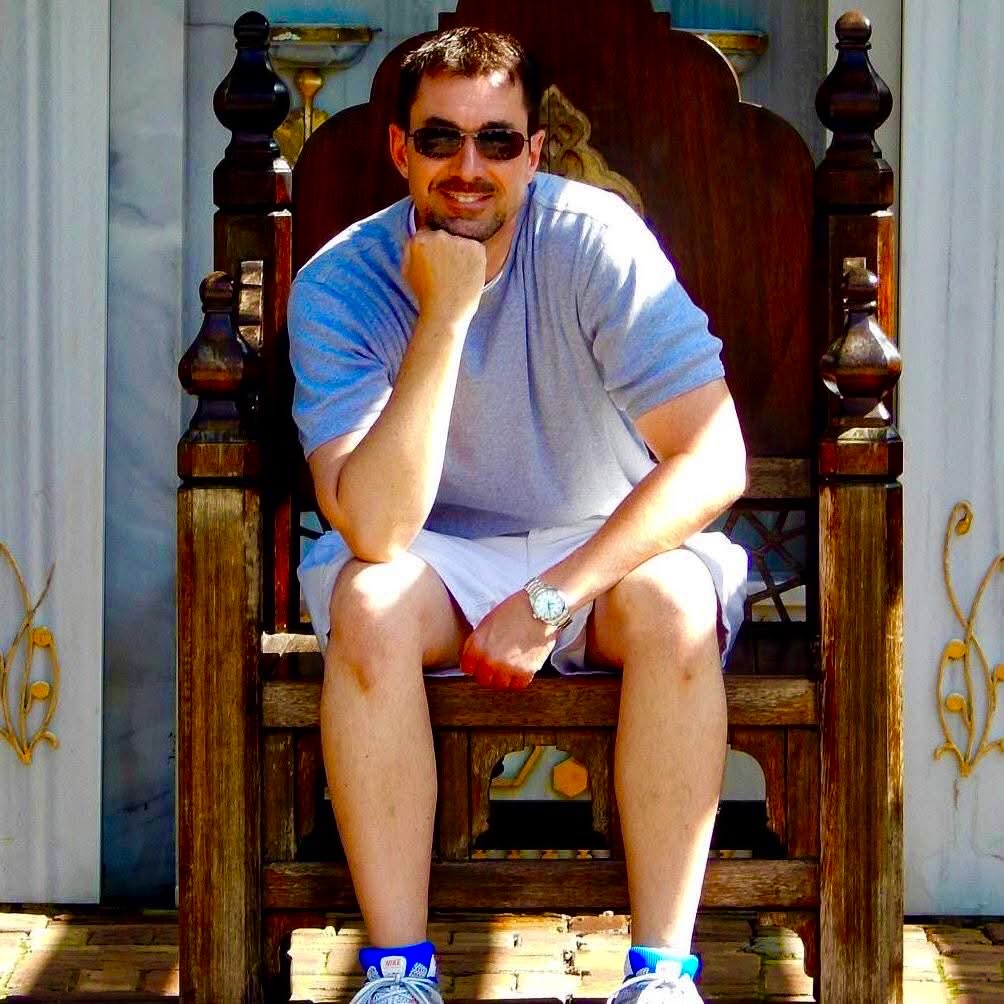 SeanDaVoice's tweet photo. “ the Once and Future King .. “
Le Morte d'Arthur 👑 
.. Just me .. on my throne 😉😆
(from the original filming 4 years ago) https://t.co/R3aiJi5CX6