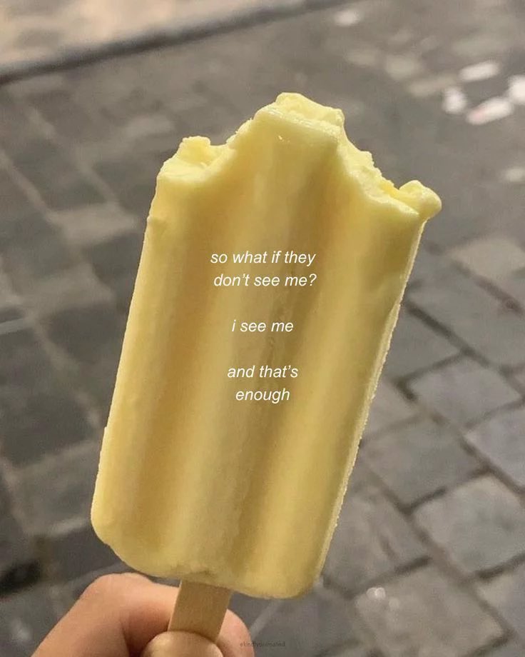 iarteisa's tweet photo. 💛 https://t.co/7hEjPjYqWr