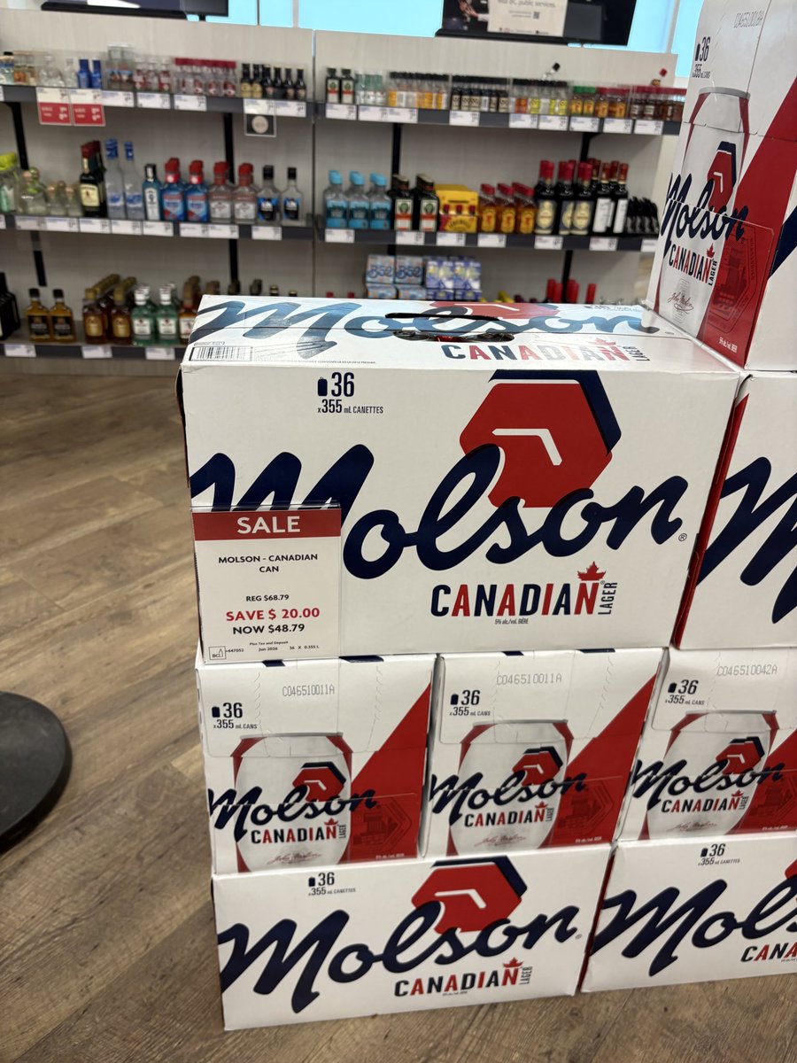 Van_dad_'s tweet photo. 今週のBCリカー爆安ビール速報

Molson 36本
$68.79 → $48.79
1本約$1.36。

Red Truck 15本
$27.99→$19.99。
1本約$1.33。

BC Liquorのセール棚は定期的に巡回しています。👀
ビールは飲みたい時に買うな。安い時に買え。 https://t.co/n9mI3c8AQA