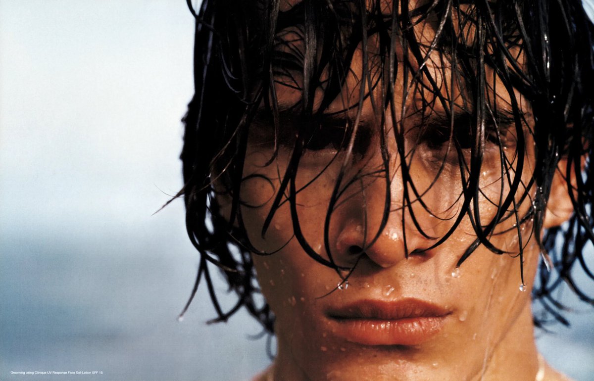 barnhillls's tweet photo. this humidity chi

david smith by tom munro ‘atlas - made in hawaii’ for arena homme plus fall/winter 2003 https://t.co/x837qNhlcq