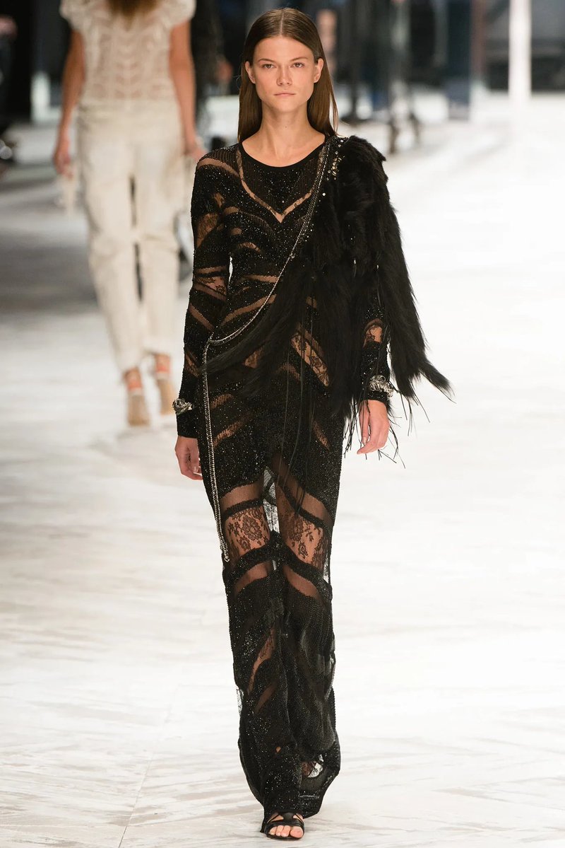 DvilCouture's tweet photo. Roberto Cavalli Spring Summer 2014 Rtw Details https://t.co/gKbBagKsxJ