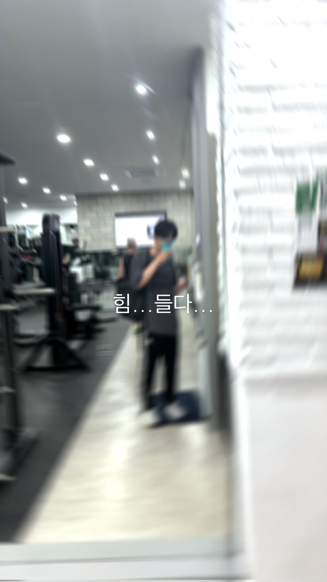 AB6IXBrasil's tweet photo. 📽️ 10.06.26 | Atualização do Youngmin nos stories do seu Instagram.

"Bom dia??"

"Partiu treino de madrugada"

"Tá... difícil..."

🔗: https://t.co/YHoRf2enbb
🔗: https://t.co/SL2yVzwDLU
🔗: https://t.co/d5vkCwa41g

#임영민 #LIMYOUNGMIN #イムヨンミン #UNFOLDING_COLORS @LYM_offcl https://t.co/8kQOnN7IIH