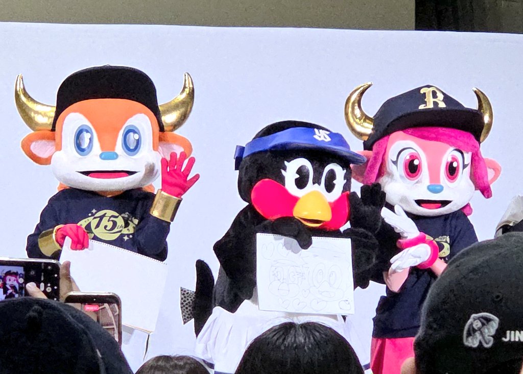starainbow111's tweet photo. 昨日のカワイイ達。つばみ姫～❤おにーちゃんもお嬢もほんまかわいいねかわいいね～～🥰 https://t.co/YfROJzuCRV