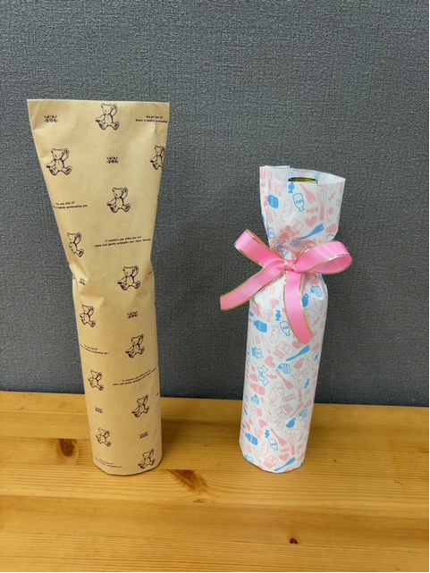 shimojima_jp's tweet photo. ＼#ラッピング講習会／💁
🍾ボトル基礎🍾
『しっかり身につけたい技』🎁
6月10日(水)東京会場にて開催されました‼

次回は
・7月21日（火）10：30～12：00
さらに詳しく👇
https://t.co/vKiFhUYi32 https://t.co/QVaR1b2fAg