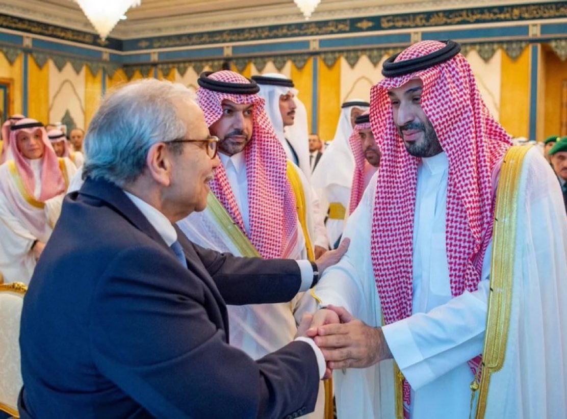 TheRuhTimes's tweet photo. رئيس الوزراء اللبناني "نواف سلام":

أتقدم بأسمى آيات الشكر والتقدير إلى ولي العهد السعودي الأمير محمد بن سلمان على القرار الكريم برفع الحظر عن الصادرات اللبنانية، الذي يعد خطوة مهمة لدعم الاقتصاد اللبناني بما يسهم في تعزيز فرص النمو والاستقرار في لبنان https://t.co/gYhEkyZiPN