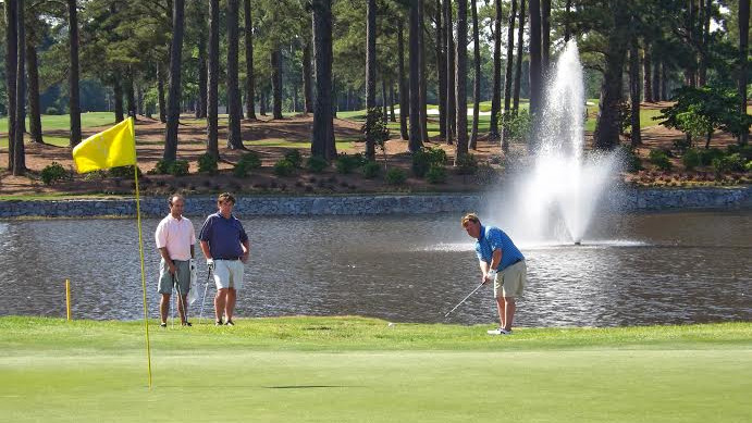 Discover_SC's tweet photo. Whether you're a pro, an enthusiast or just occasionally hit the links, an unparalleled golfing experience awaits when you tee up at one of our top public golf courses. https://t.co/pm6e7ihCFT #DiscoverSC https://t.co/vFTzEnIOtZ