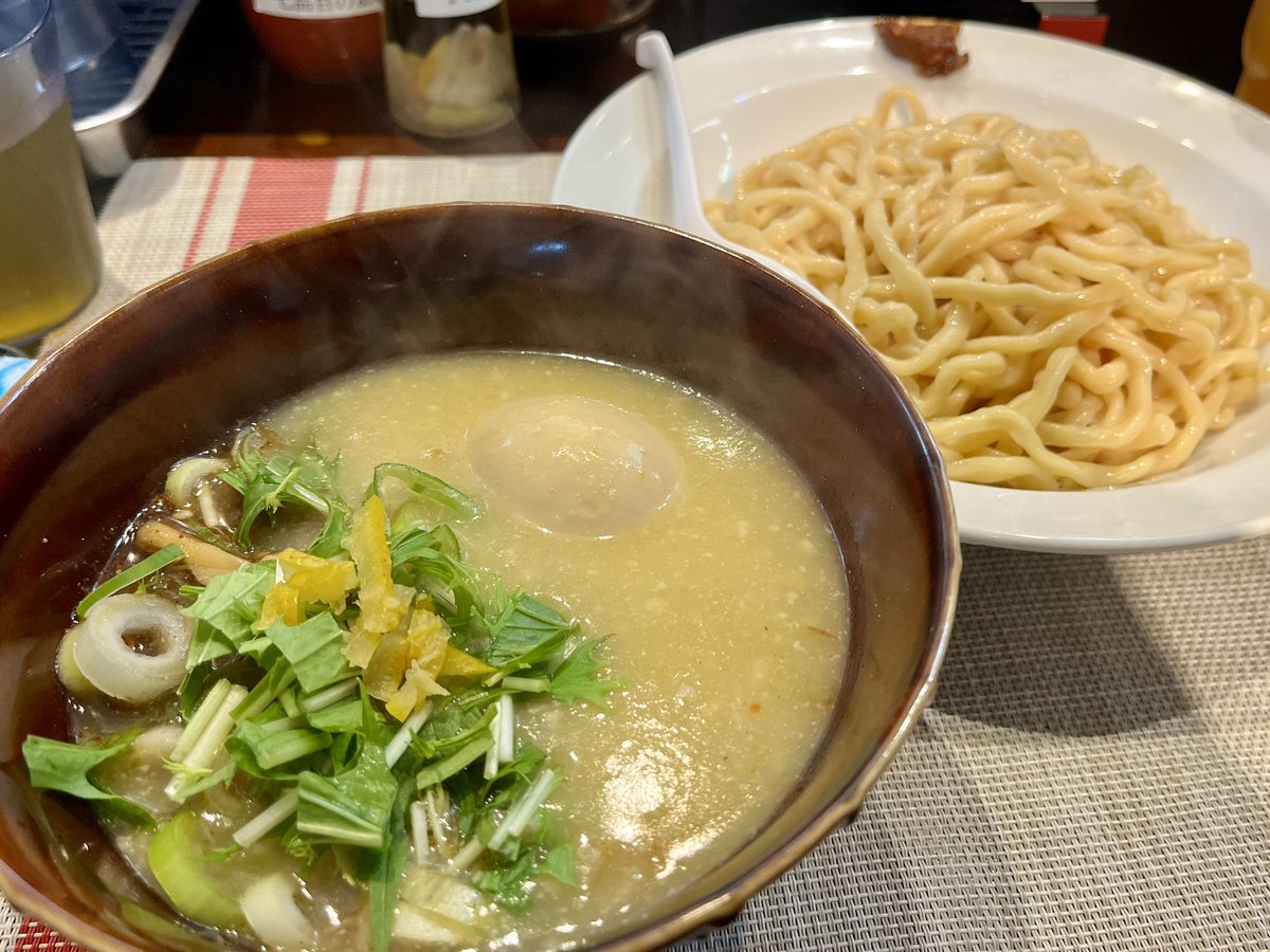 Saka_Ken's tweet photo. つけ麺紅葉@国分寺
とろける濃厚野菜ポタージュつけ麺 並盛 手もみ縮れ麺
新メニューでランチの楽しみがまた増えました♪
#国分寺 #つけ麺紅葉 https://t.co/FLtxgPGccA