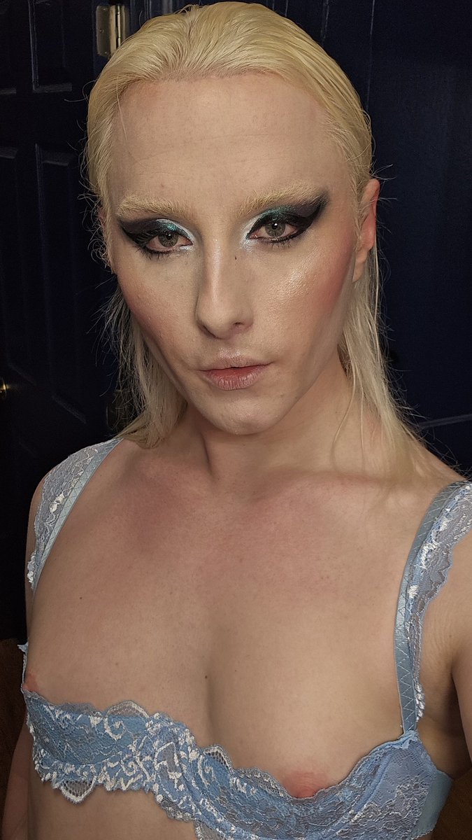 Submit_To_Shea's tweet photo. What's she giving tonight? https://t.co/RRr4cW8ylV