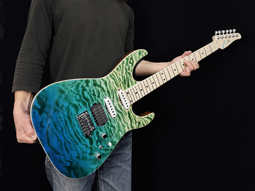 JES1988_NEW's tweet photo. om Anderson Guitar 2026年5月入荷の6本のモデルをご紹介いたします。

DROP TOP CLASSIC,  Natural Bora Burst  (3.32kg)

ANGEL, (Hollow Body) Key Lime to Bora Burst  (3.12kg)

GUARDIAN ANGEL,  Cajun Magenta  (3.38kg)

GUARDIAN ANGEL,  Deep Bora Bora Blue  (3.46kg)

GUARDIAN ANGEL PLAYER,  Starry Night Black  (3.40kg)

RAVEN CLASSIC,  Satin Organic Grain Black with Black  (3.04kg)

各モデルの仕様と説明、納入店情報などに興味のある方はブログでぜひご確認ください。

JESブログ
https://t.co/azOjJ9iOjC

JESインスタ
@jes_international
