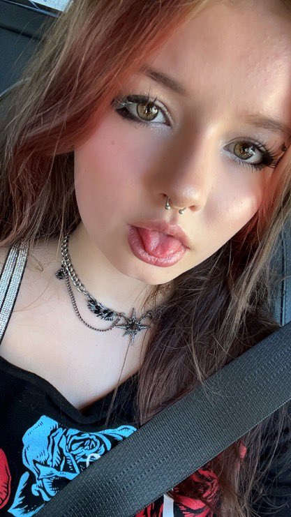 findom_jainxo tweet picture
