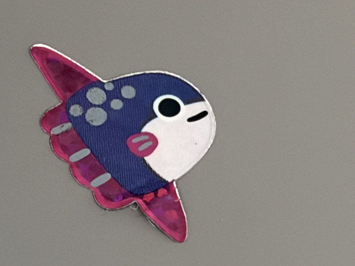 s2c_o2's tweet photo. バスの中マンボウ泳いでてかわいい https://t.co/DwiMPGIgBc