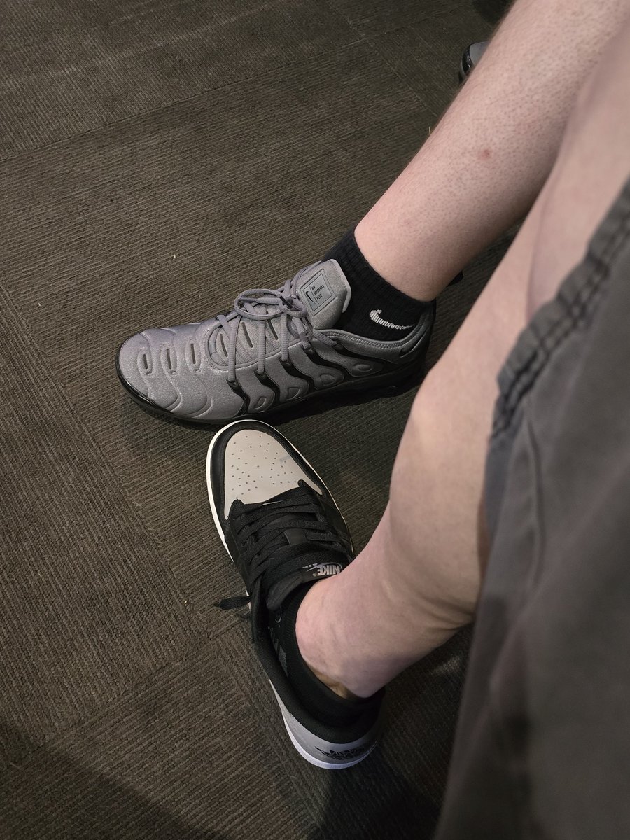 SockSwitchDaddy tweet media