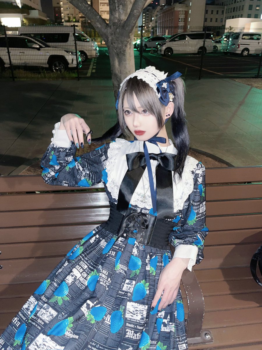 _chimi_san's tweet photo. 18歳~23歳(今)
だいぶ垢抜けたと思います https://t.co/A3ZczLal0j