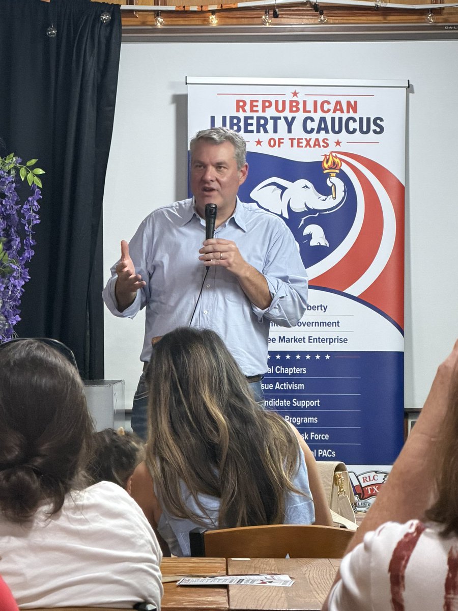 DVCRKTT's tweet photo. Great to have @AndyHopperTX at the @RLCofTX Social! @TexasGOP #rptconvention2026 https://t.co/1QemvB2kaq